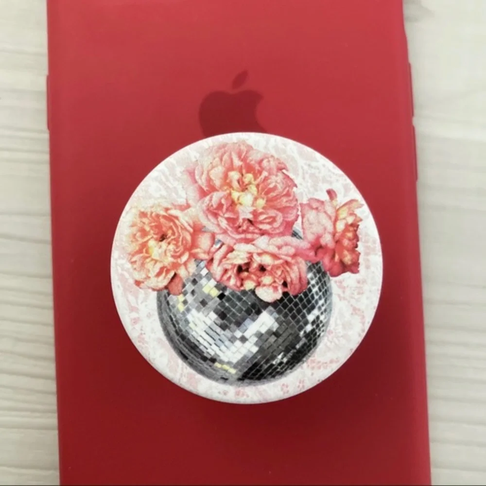 NWOT Apple iPhone 7/iPhone X Case + Pop Socket